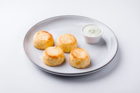 Несладкие сырники с чеддером