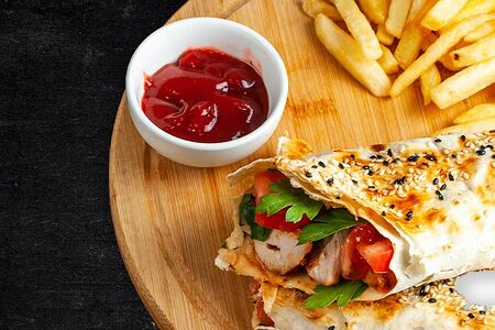 Детский ролл с курицей