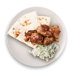 Шашлык с томатным соусом и лавашом