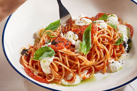Spaghetti pomodoro e basilico