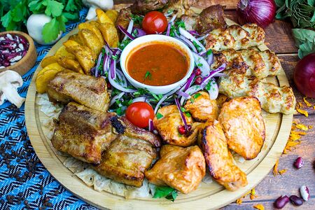 Сет на четверых cвинoй