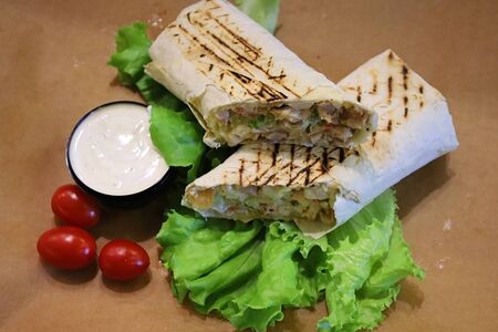 Шаурма Тейсти с курицей HIT стандартная