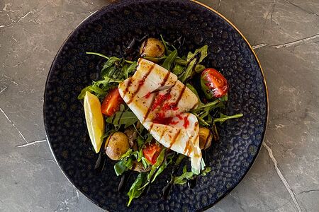 С кальмаром и бейби картофелем