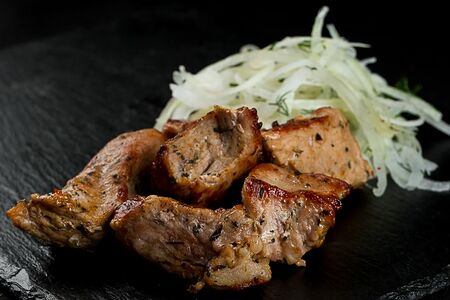 Шашлык из cвинoй шеи