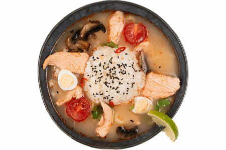 Том ям с лососем мини