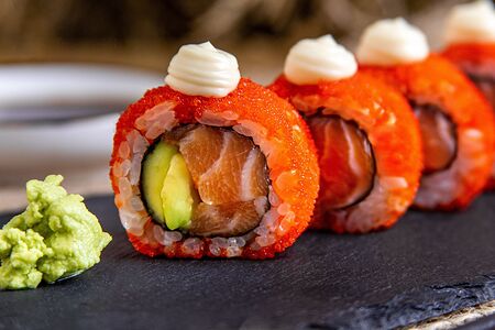 Калифорния с лососем