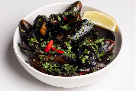 Черноморские мидии в чилийском соусе