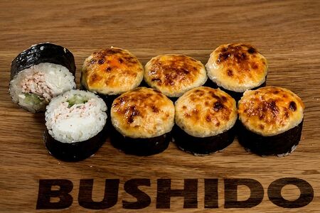 Ролл Запеченный со снежным крабом