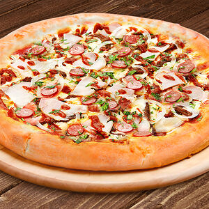 Пицца Мясной пир 30 см на классическом тесте