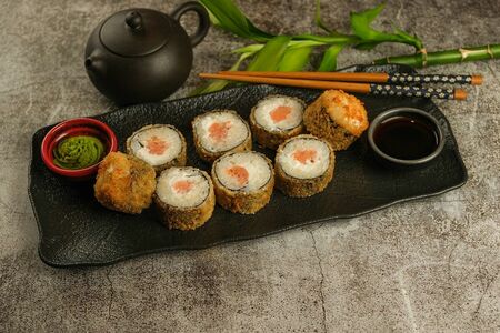 Ролл Сяке темпура