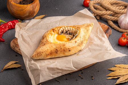 Хачапури по-аджарски с грибами