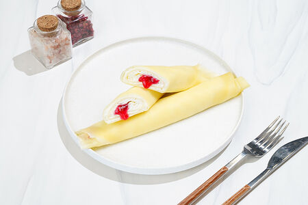 Налистники с творогом и клубникой 220 г, Доставка