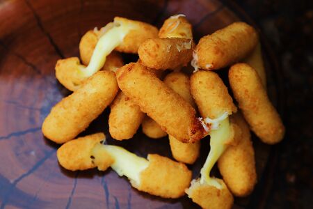 Сырные палочки