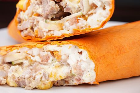 Шаурма-бургер Тейсти свисток