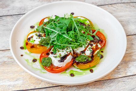 Салат капрезе