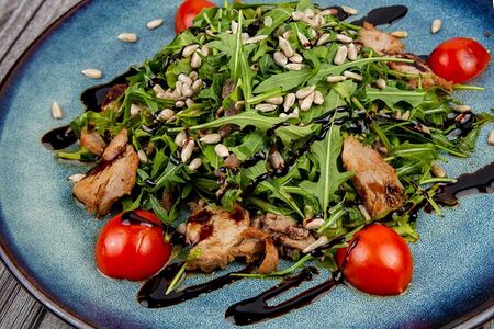 Салат тёплый