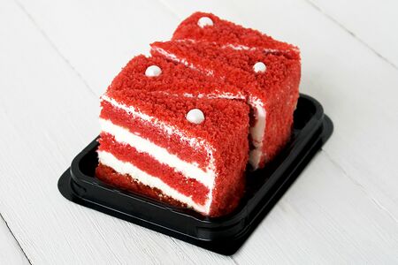 Пирожное Красный бархат