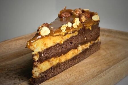 Чизкейк Арахисовый кранч