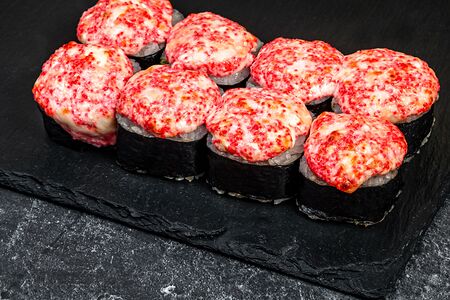 Запечённый с темпурной креветкой