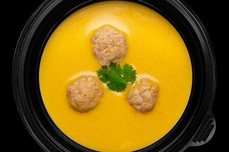 Сырный суп с клецками