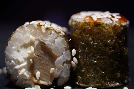 Ролл с омлетом и сыром