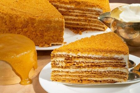 Торт Медовик