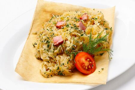 Капуста тушеная