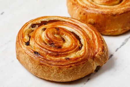 Улитка с изюмом