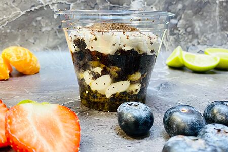 Трайфл сникерс