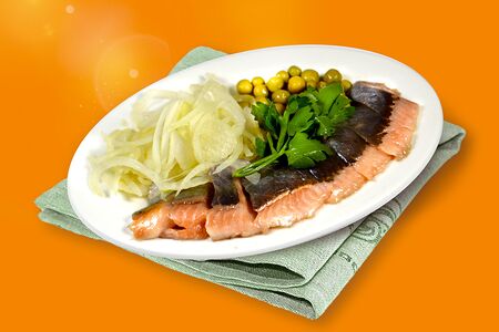 Сельдь с гарниром