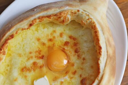 Хачапури по-аджарски