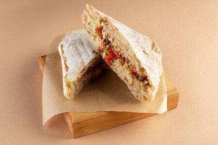 Чиабатта с говядиной и соусом Барбекю