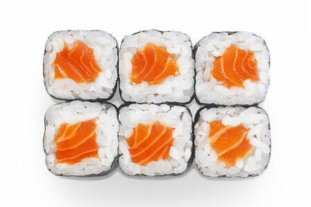 Ролл с лососем