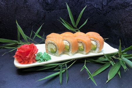 Ролл №59 Филадельфия с авокадо