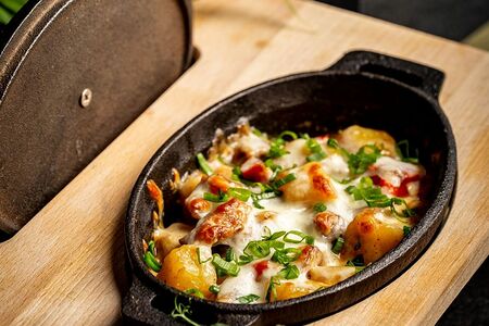 Запечённый картофель со свининой Жаркое генеральское