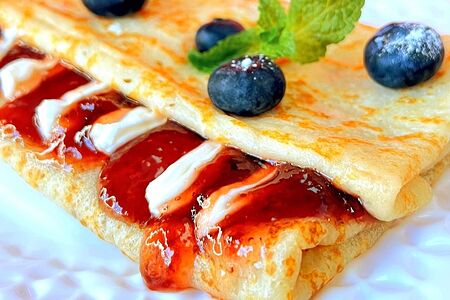 Блин Чизкейк с черной смородиной