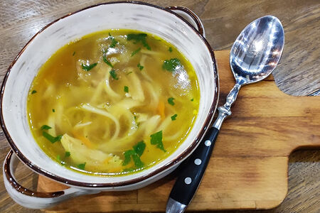 Домашний суп с лапшой