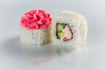 Ролл Лава с крабом