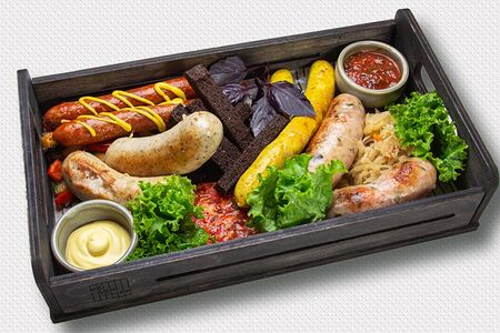 Ассорти фирменных колбасок