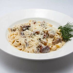 Паста с грибами в сливочном соусе