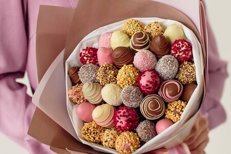 Букет из клубники в шоколаде Шантони