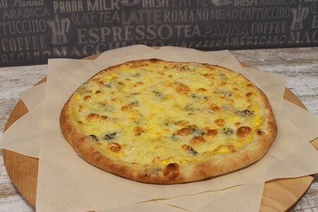 Пицца Сырная 28 см