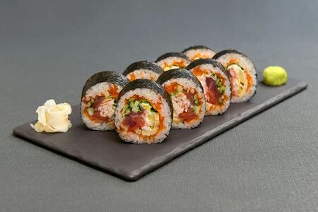 Ролл Футомаки