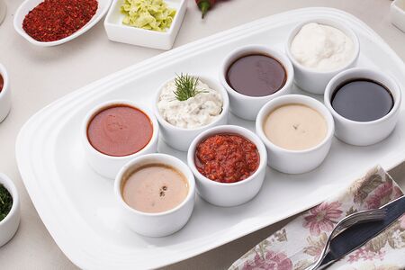 Соус сырно-чесночный