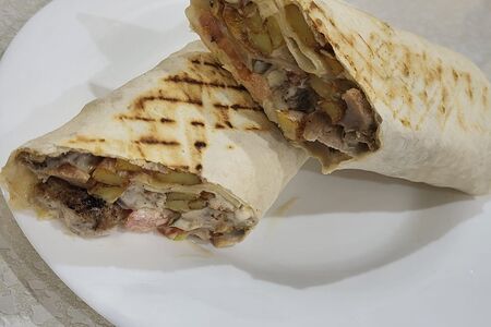 Донер с курицей и свининой большой