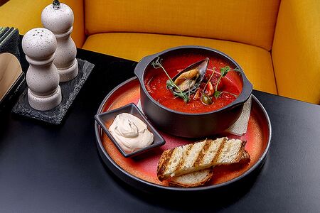 Марсельская уха с морепродуктами