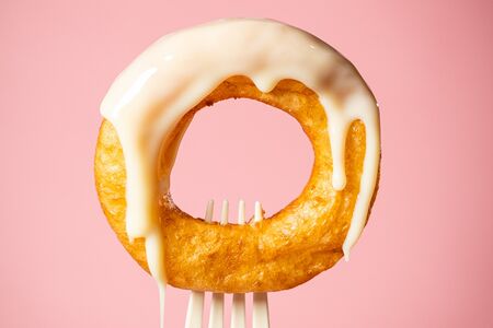 Бокс на 8 пончиков со сгущенным молоком