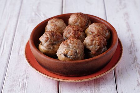 Грибные шапочки с мясом