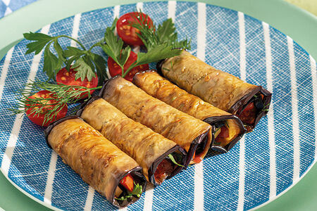 Рулетики из баклажанов