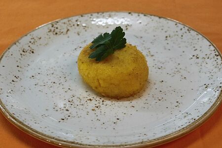 Биточек из поленты